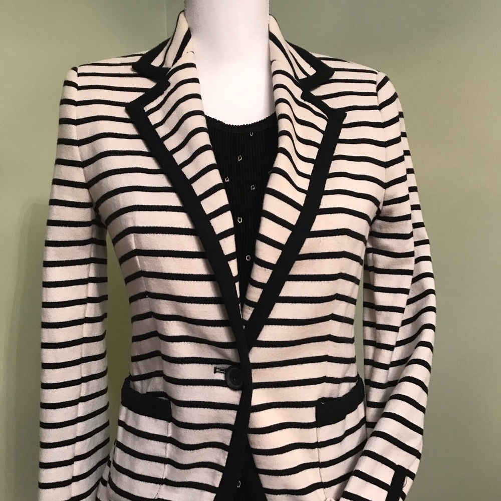 🍏ZARA Cotton Fitted Pockets Lined Jacket, M